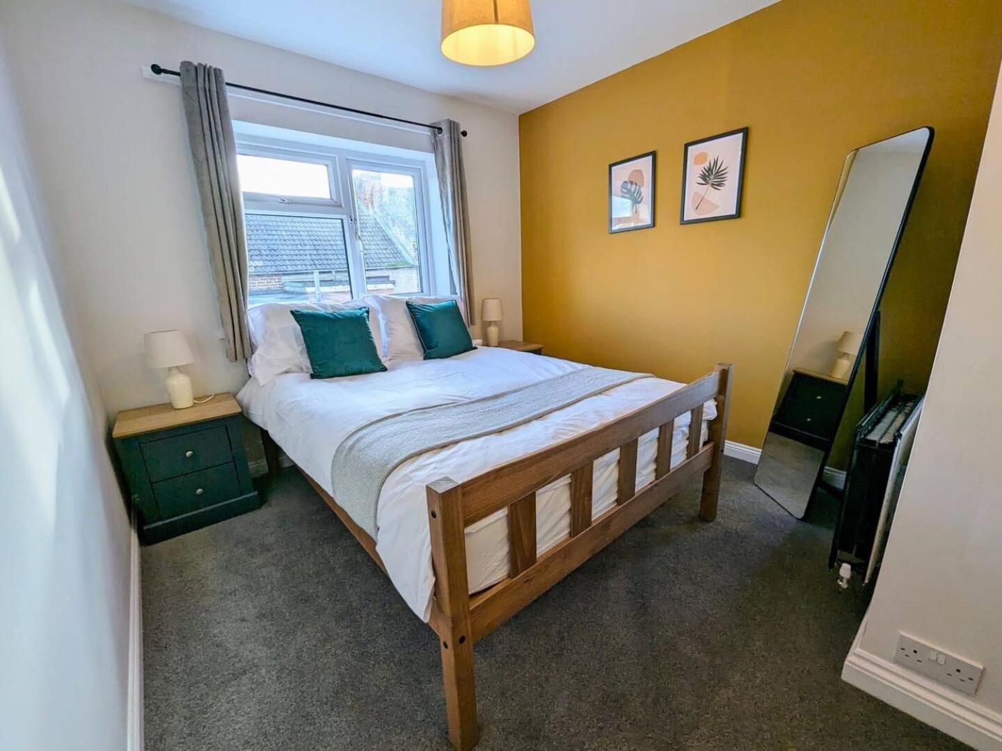 Spacious And Homey 4 Bedroom House Bishop Auckland Exteriér fotografie
