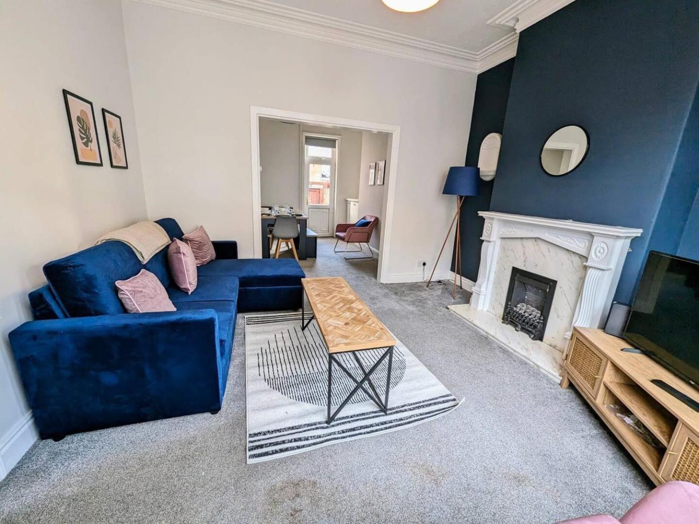 Spacious And Homey 4 Bedroom House Bishop Auckland Exteriér fotografie